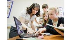 Скриншот проекта: Подбор учителей под иностранный стартап из ВК.